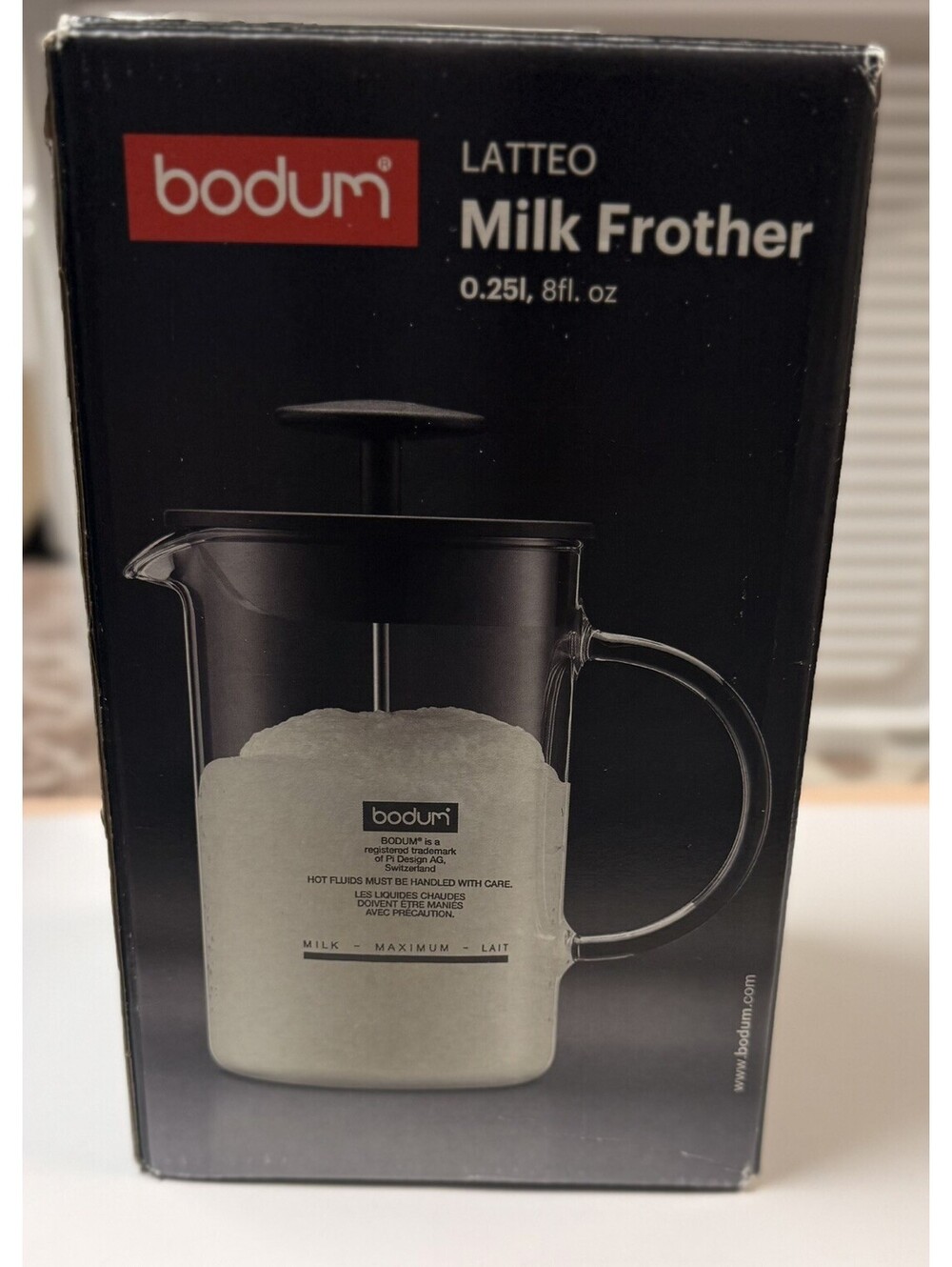 Bodum Latteo Manual Milk Frother, 8 oz. Use for Cocktails & Dressings Too